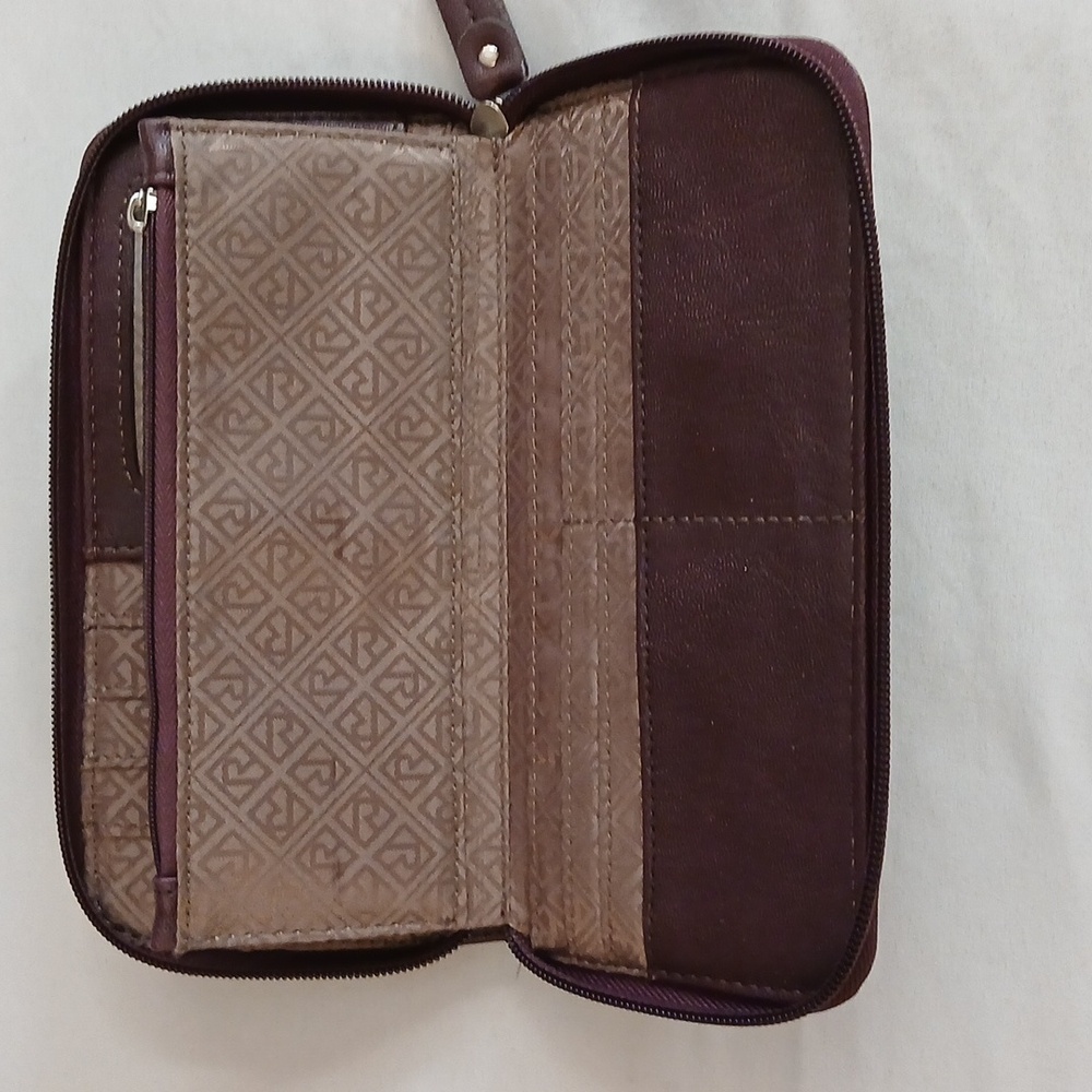Relic Vegan Plum Wallet - Picture 6 of 9